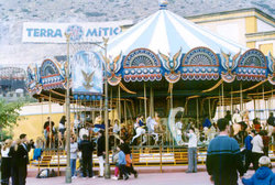 carousel_mithos.jpg