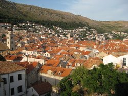 DESDE LO ALTO DE LA MURALLA.jpg