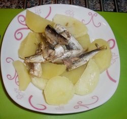 patatas_cocidas_sardinas.jpg