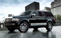 2009_lincoln_navigator.jpg