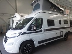 Camper_Hymer_GRAND_CANYON_CON_CAMA_EN_TECHO_ELEVABLE_5[1].jpg