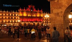 plaza mayor bandera españa_vertical.jpg