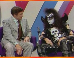 Kiss, Pez, Guerra, Entrevista, .jpg