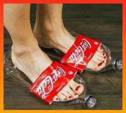 Chanclas, Playa, Cocacola, Calor , Verano, Arena, Mar, Baños.jpg