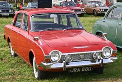 Ford Corsair V4 GT front.jpg