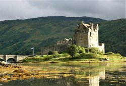 Eilean_Donan.jpg