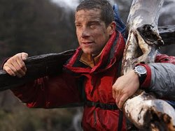 bear_grylls_wallpaper_3-normal.jpg