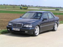 Mercedes-C180-0.jpg