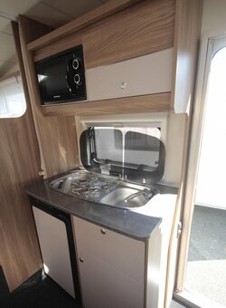 4785-9999-caravana-ocasion-burstner-12-cocina-v.jpg