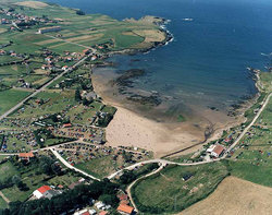 playa bañugues.jpg