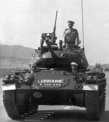 m 24 816 942 lorraine 01 12rca.jpg