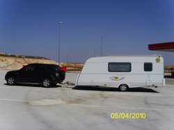 coche y caravana.jpg