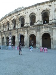 10- Arena Nimes.jpg