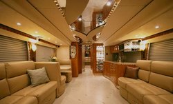 blue-bird-wanderlodge-class-a-motorhome-2009-interior.jpg