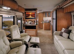 four-winds-magellan-class-a-motorhome-2008-interior.jpg