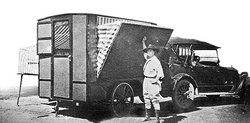 Campngcar001a-1913.jpg