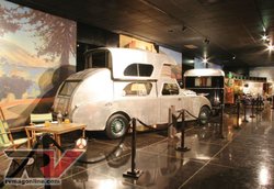 0906rv_09+vintage_rv_trailers+1934_thompson_house_car.jpg