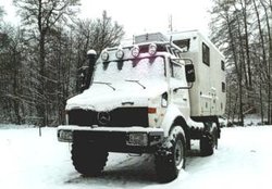 unimog_sneeuw.jpg