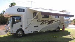 1268037622_79090567_1-Pictures-of--Winnebago-Longreach-31ft-2009.jpg