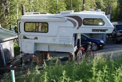 1313731357_240260559_1-Pictures-of--2008-Big-Foot-Truck-Camper.jpg