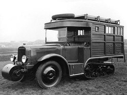 p19-mil-ambulance.jpg