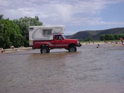 1300328162_178141044_4-CAMPER-F-1000-4-X-4-X-L-T-mod-95-M-W-M--Casas-rodantes-Trailers-Remolques.jpg