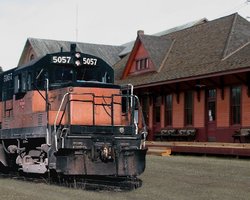 Milwukee-5057-and-depot-8x10.jpg