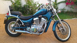 suzuki-intruder-800.jpg