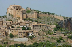 Alquezar vista panoramica dos.png