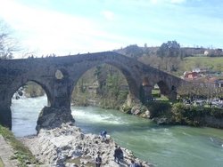 Cangas de Onis.jpg