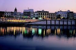 calle betis...triana.jpg