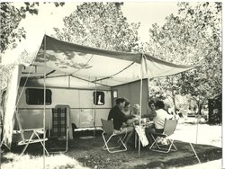 Valldaro parcela caravana años 60.jpg