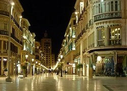 Calle Larios de noche.jpg