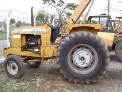 trator-agricola-8240-cbt-companytractor.jpg